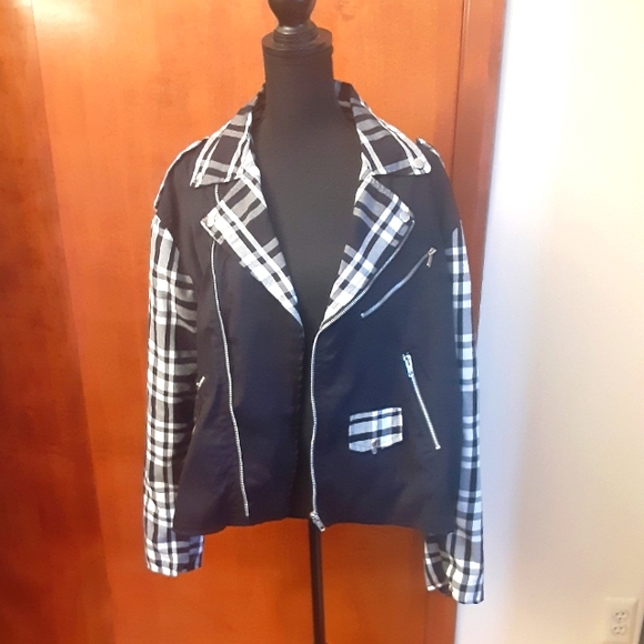 punkhooligan Jackets & Blazers - Vintage Plaid Sleeved Jacket
